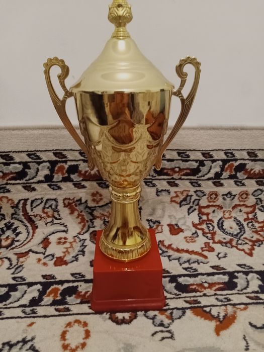 Кубок  сатылады 10000 тг