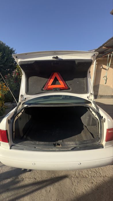 Audi A8 2.8 Quattro