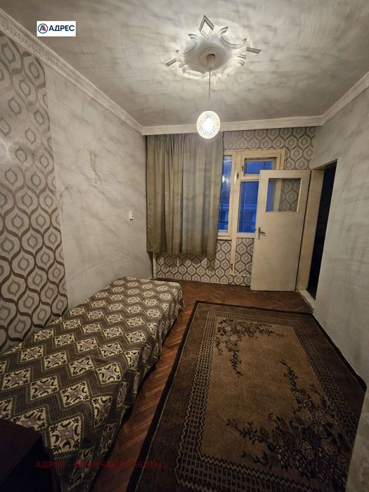 Продава се Тристаен апартамент в Плевен, Мара Денчева - 82 кв.м за 1220 €/кв.м - Снимка #2