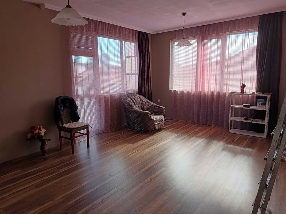 Продава се Етаж от къща в Хасково, Дружба 1 - 210 кв.м за 547 €/кв.м - Снимка #9