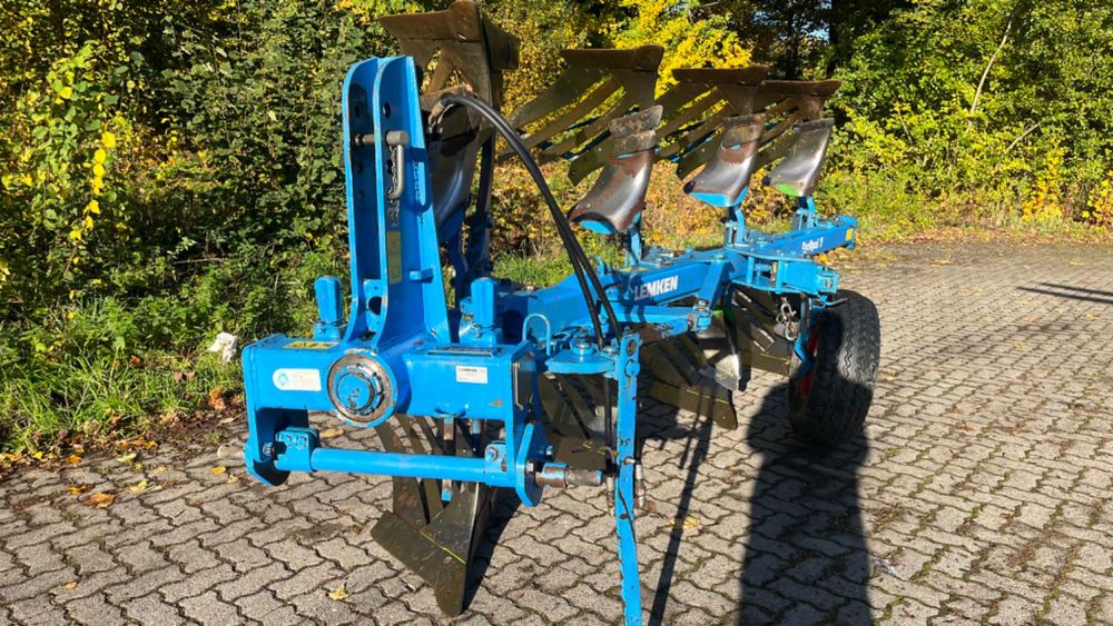 Lemken Europal 7  omoch плуг Claas Arion Belarus, Case puma tortadi