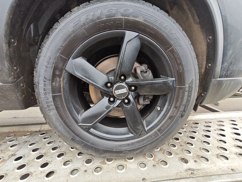 Лети джанти 17 -5×114 Nissan