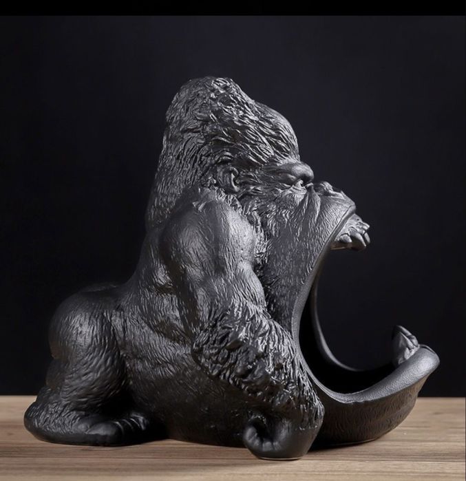 Статуэтка гориллы