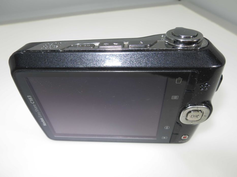 Kodak EasyShare C183 компактен цифров фотоапарат ретро дигитална камера 14 мегапиксела, работи отлично и прави снимки със страхотни Кодак цветове