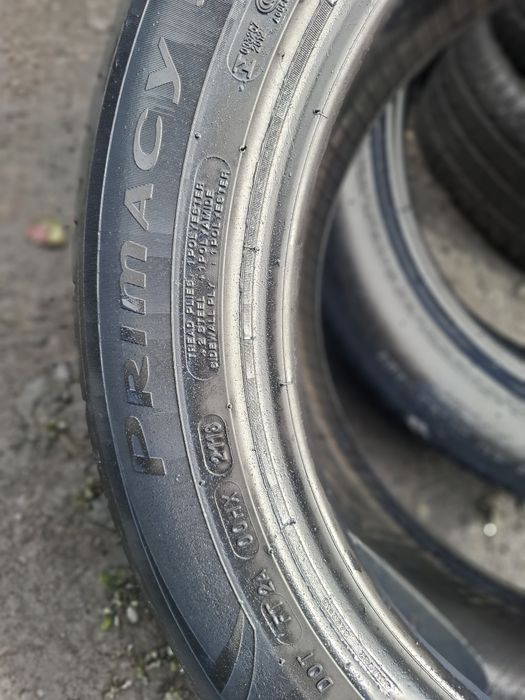 Vand 2 anvelope 205 55 17 muchelin bune de vara