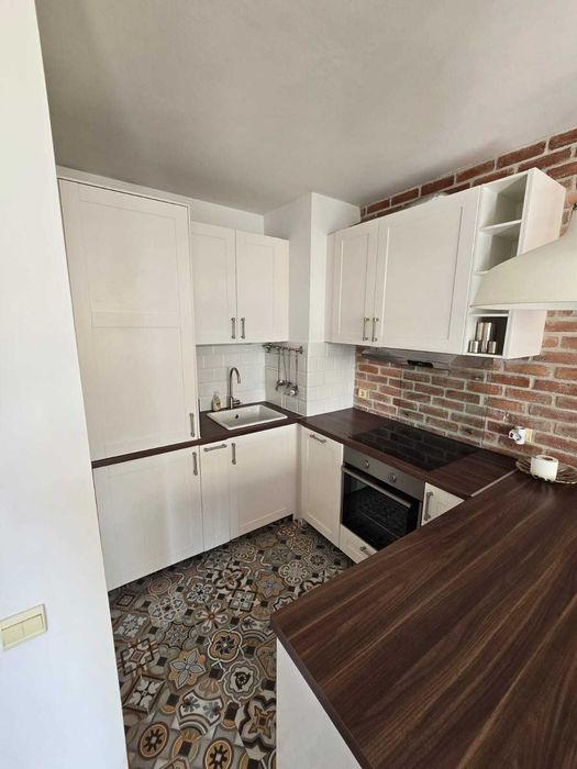 Дава се под наем Двустаен апартамент в София, Център - 72 кв.м за 535.5 € - Снимка #3