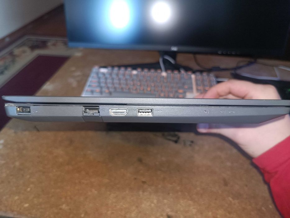 Lenevo v130 sotiladi