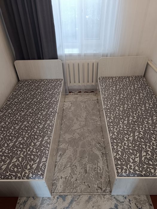 Кровать с комодом