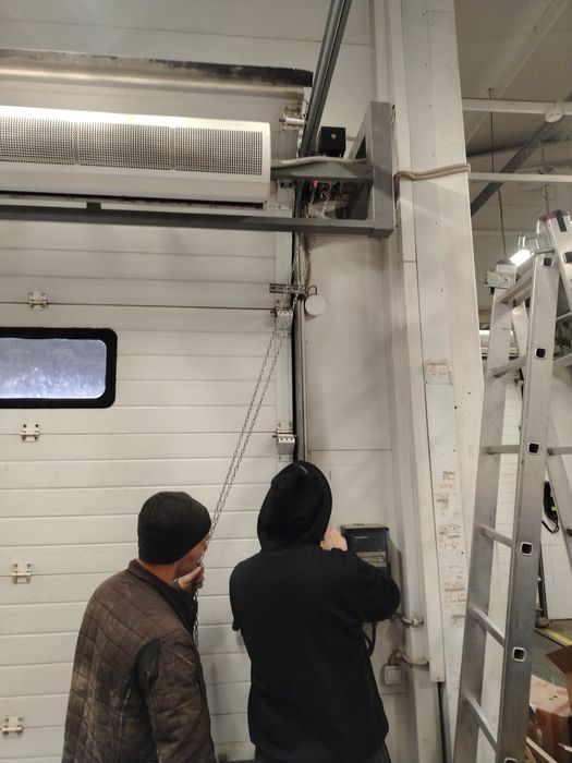 Ремонт и обслуживания ролл ворот и автоматических дверей