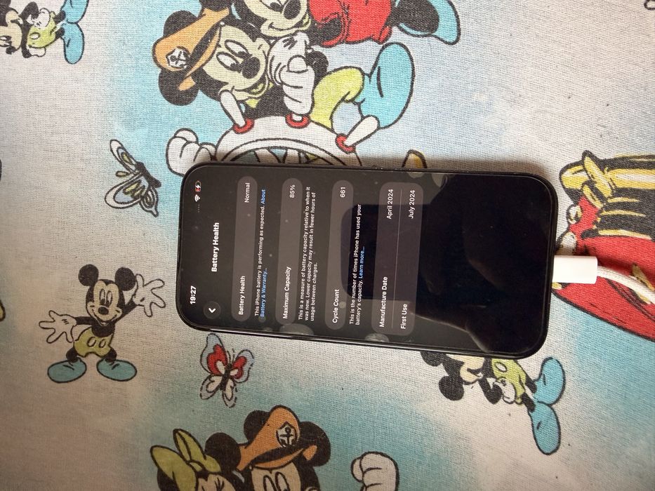 Vand Iphone 15 perfect functional
