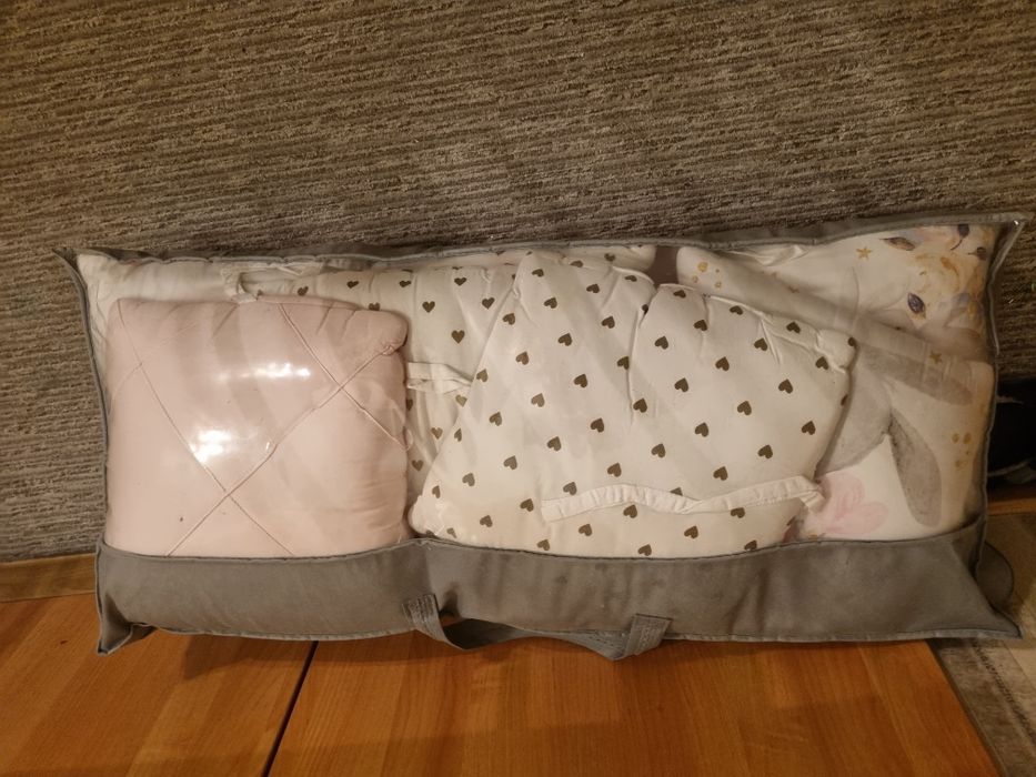 Бортик в кроватку