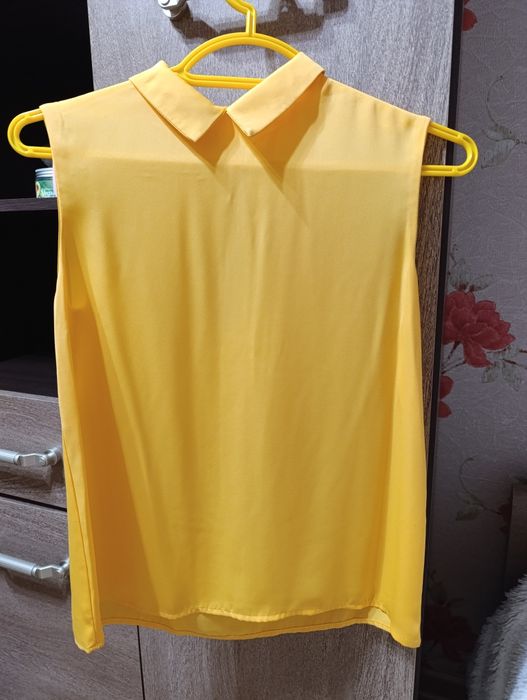 Продам женские блузки