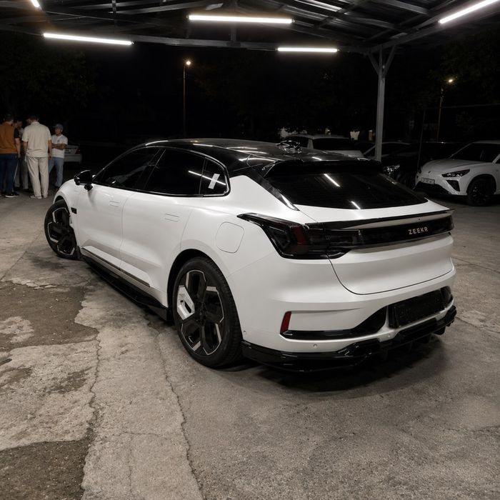 Zeekr 001 you awd 2022 йил