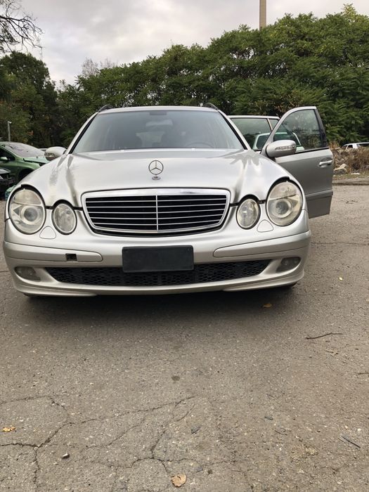 Mercedes W211 E220 на части Мерцедес