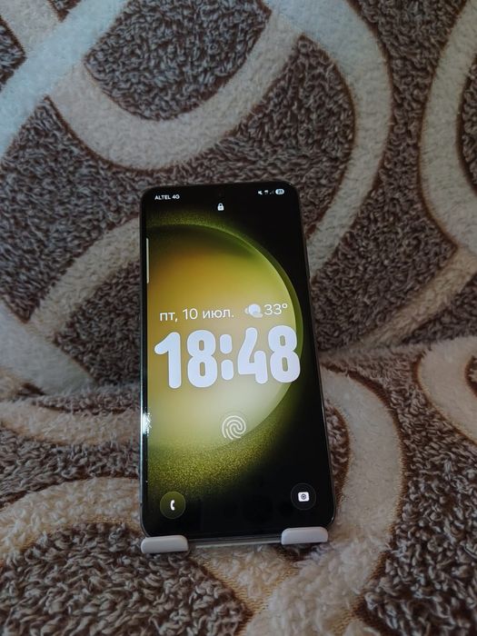 Samsung s23 хорошем состоянии