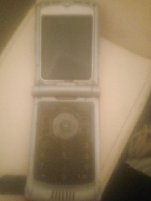 Продам Моторола v3