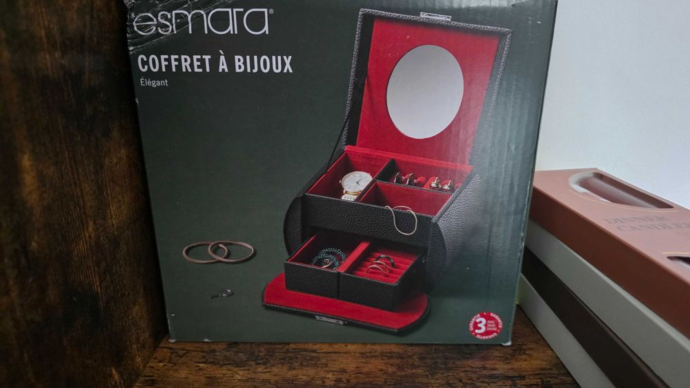 Caseta pentru bijuteri