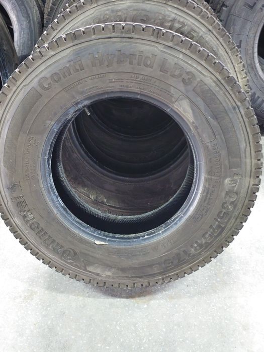 Anvelope 235 75 r 17.5 continental.