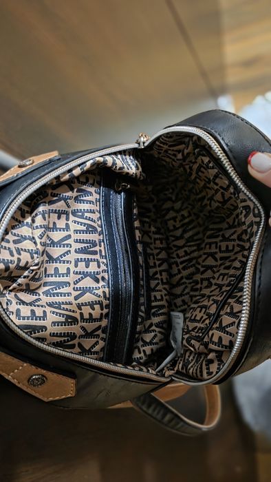 Дамски чанти и раници