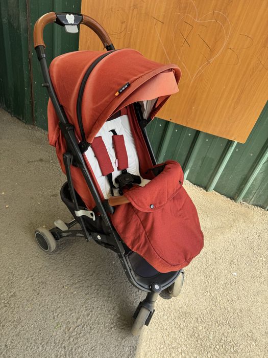 Продам коляску Benebaby