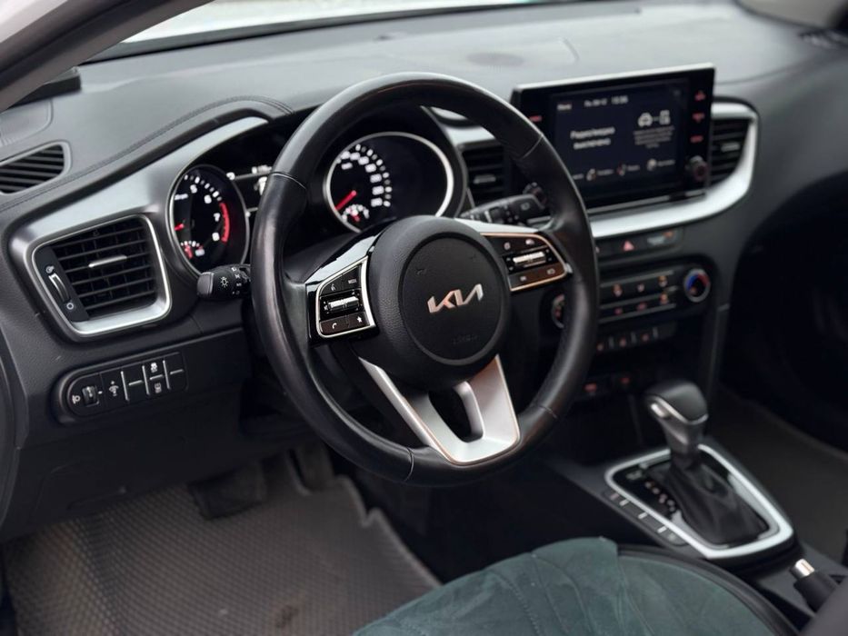 Kia Ceed 2024, 1.6, автомат, идеальное состояние, 14 000 км