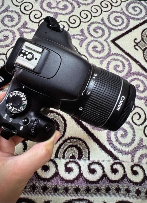 Фотоаппарат EOS 550D