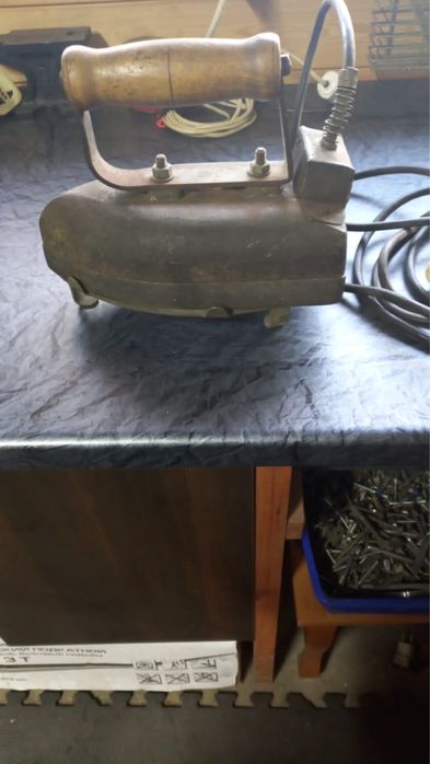 Утюг СССР с подставкой