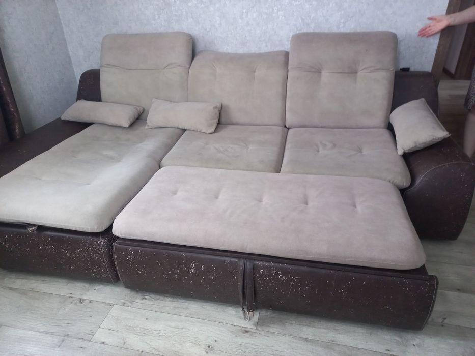 Диван угловой,расскладушка