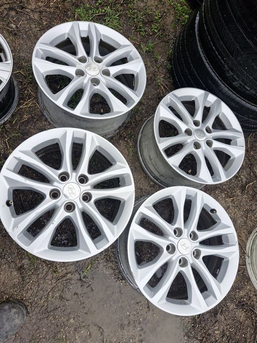 От Малибу R17 Киа Хундай