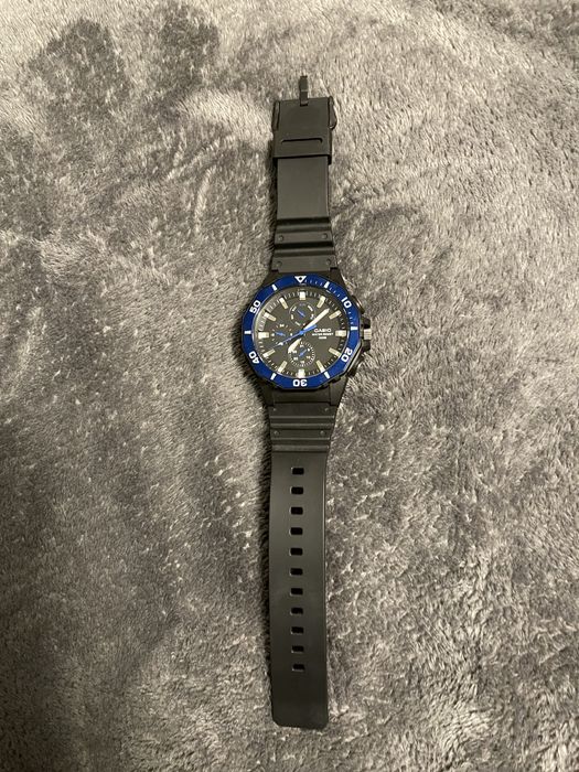 Vand ceas CASIO impecabil