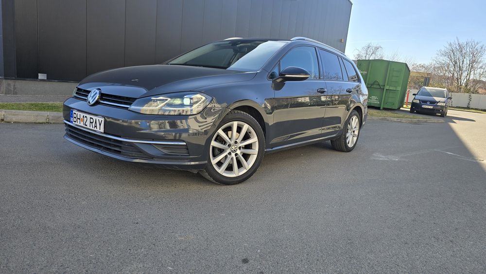 VOLKSWAGEN Golf 2020 — imagine 5
