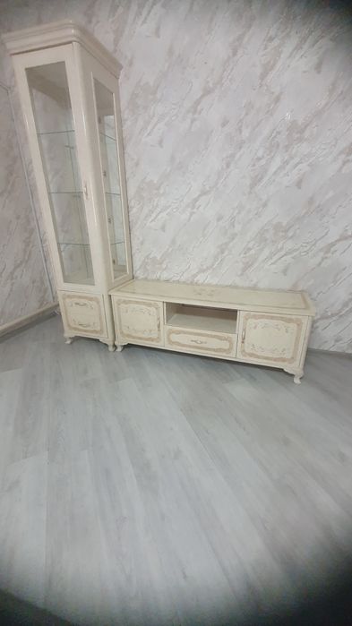 Шкаф и тумба в комплекте