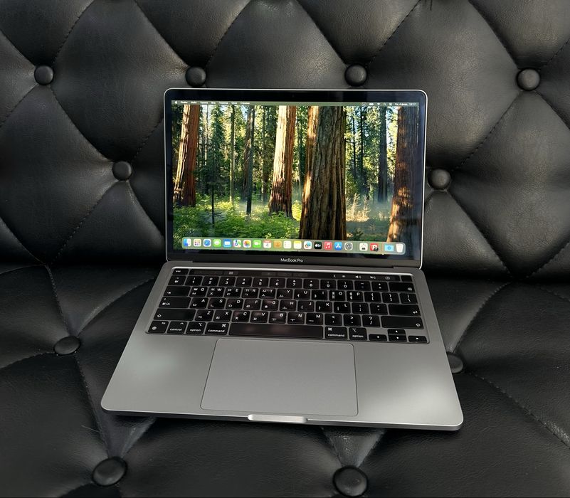 Apple MacBook Pro M1 2020 года в идеальном состояние