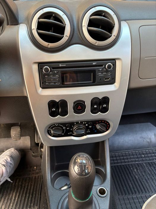 Vand Dacia Logan story 2012  1.6 Benzina+GPL