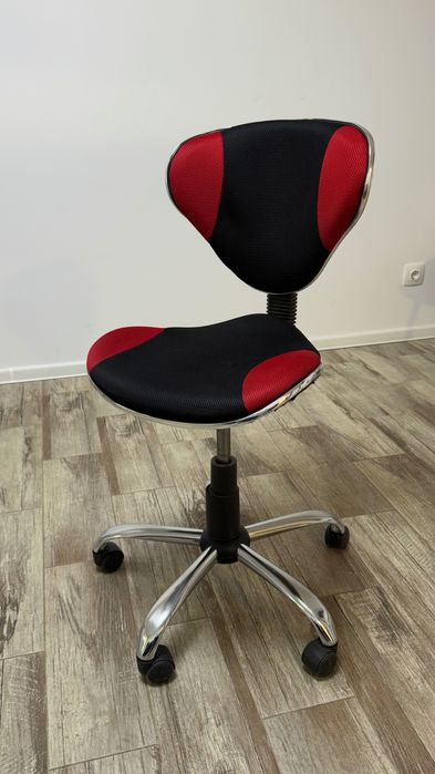 Scaun ergonomic, inaltime si spatar reglabil
