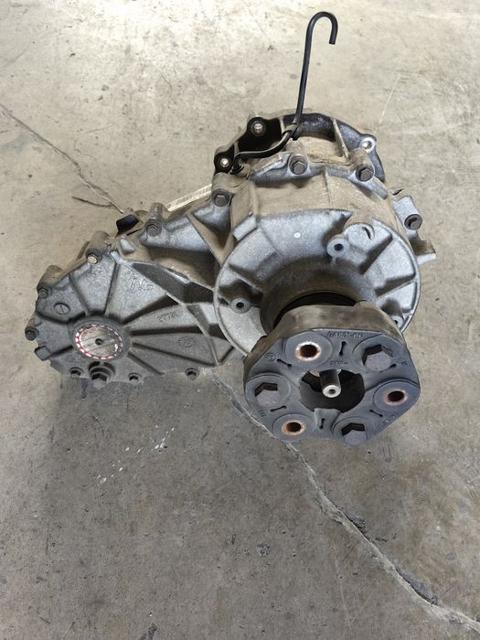 Раздатка/ Раздатъчна кутия BMW X5 E53 4.4 Бензин