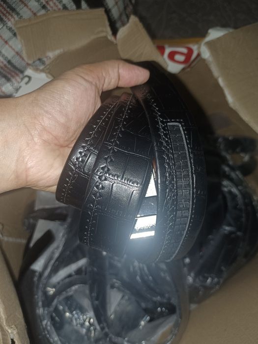 Продаю кожаные ремни