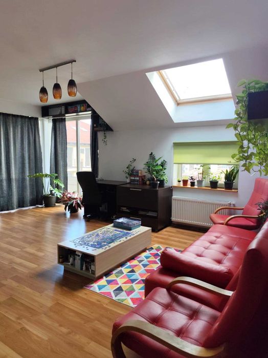 Apartament 2 camere spatios si luminos