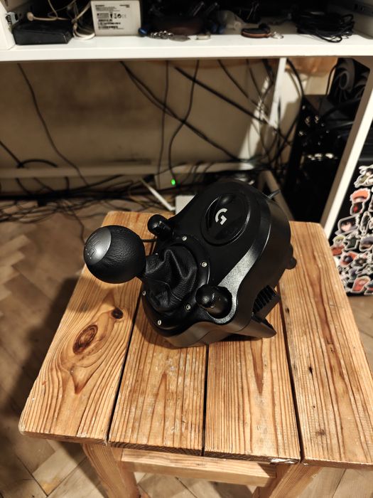 Volan logitech g923 + schimbator