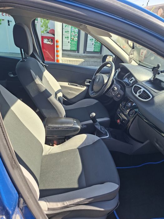 Vând Renault Clio 3