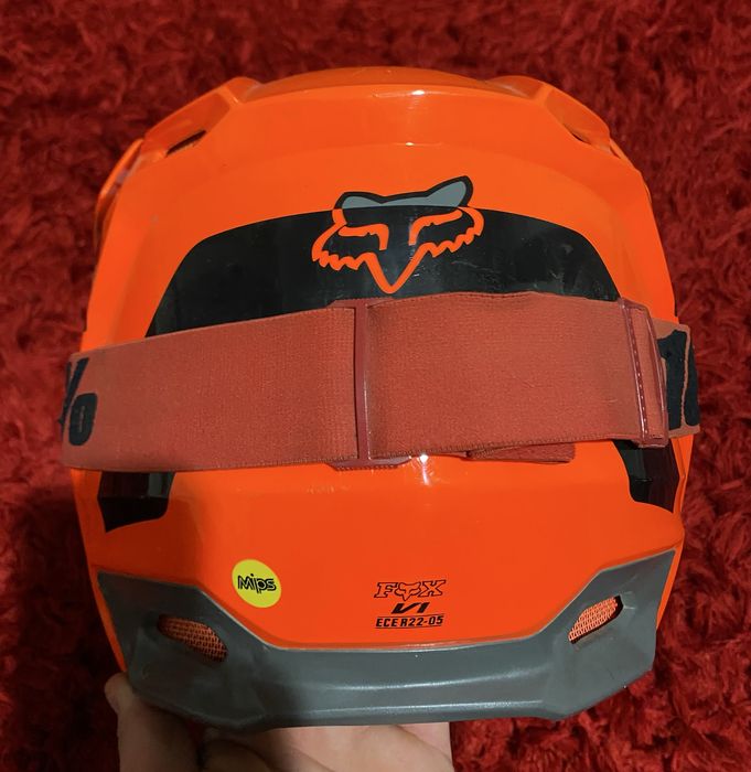 Vand casca enduro fox V1