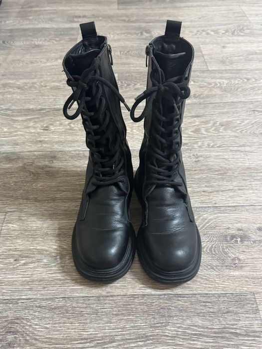 Зимние кожанные сапоги