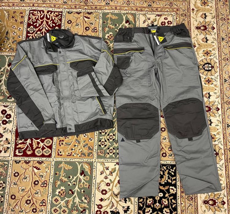 Продам спецовки рабочие