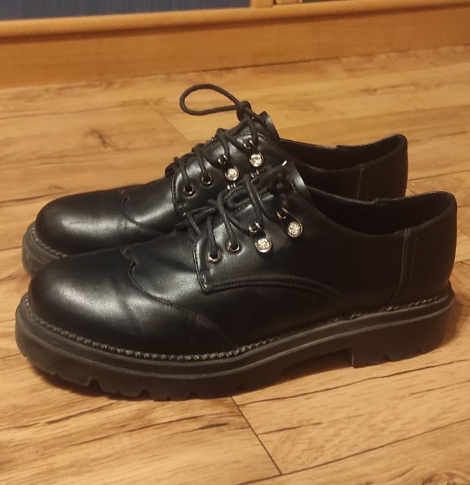 Женские туфли на платформе