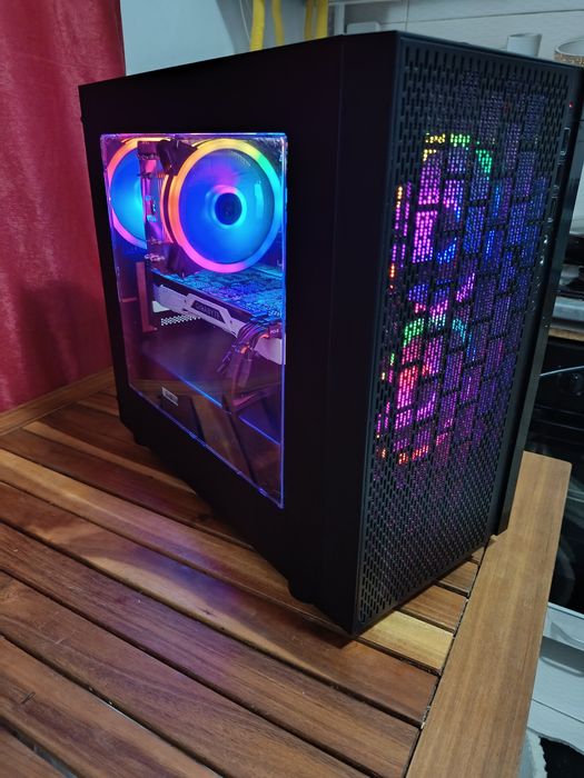 PC Gaming Ryzen 7 2700X + GTX 1080 Ti 11GB / 16GB RAM / SSD 500GB  M.2