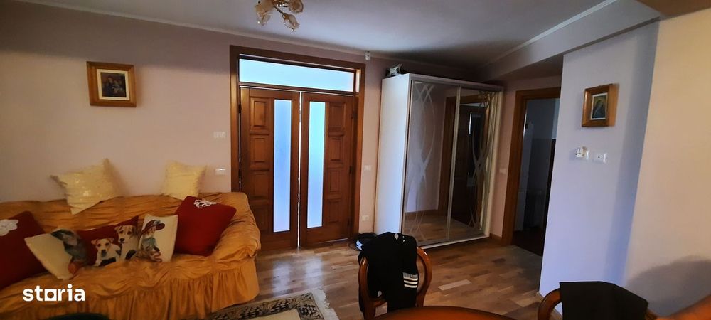Casa cu etaj in Catamarasti Deal