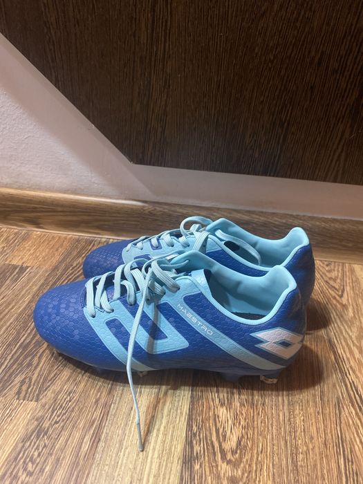 Vand adidasi LOTTO fotbal cu crampoane marimea 38
