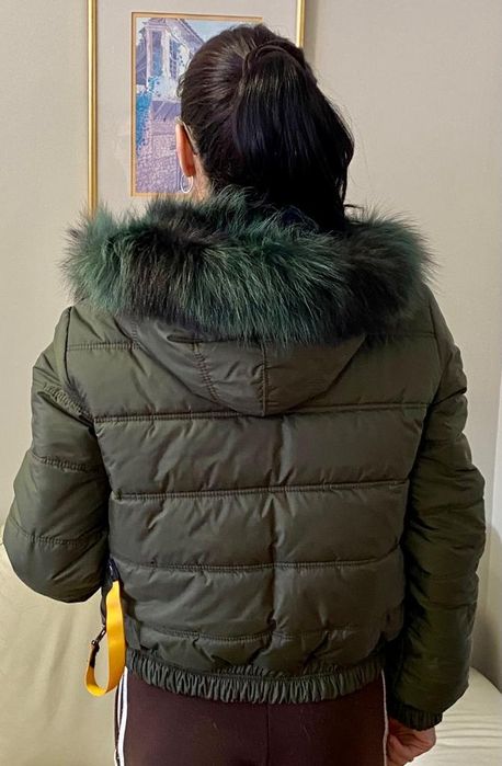 Geaca  impermiabila imblanita.Pret oferta