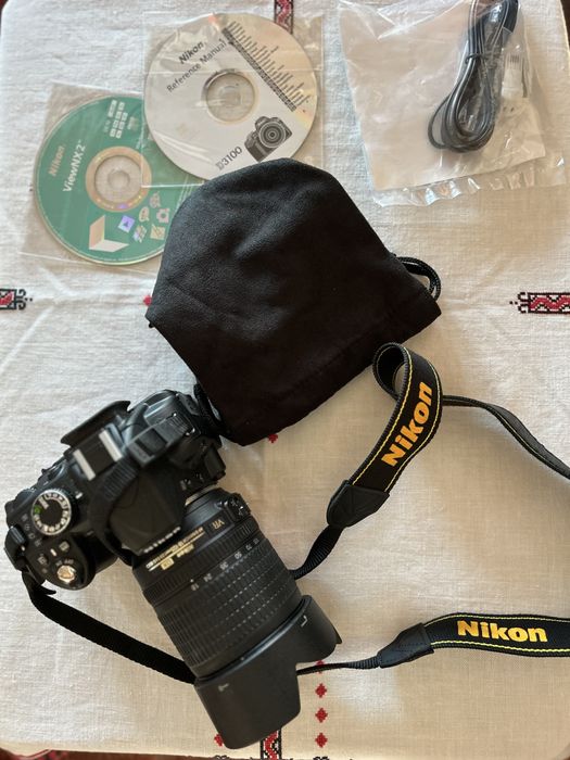 Фотоапарат Nikon D3100