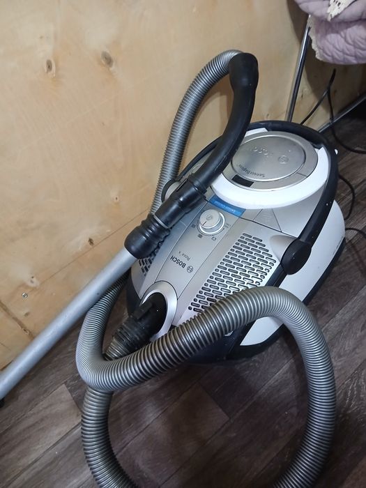 Пылесос в хорошем состоянии